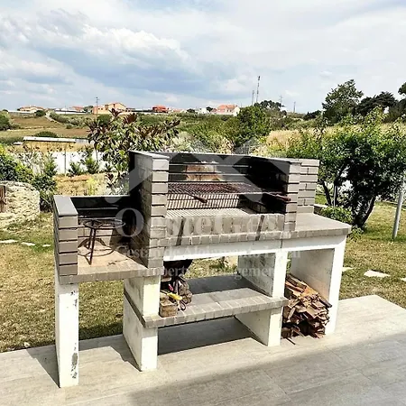 Villa Casa Magnolia Matas (Lisbon)