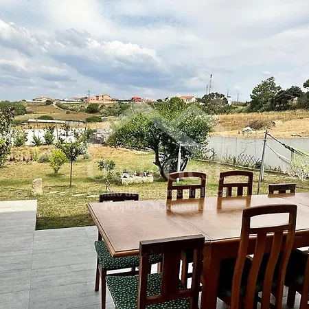 Casa Magnolia Matas (Lisbon)