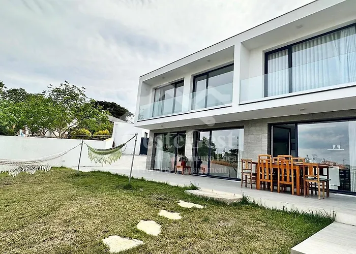 Casa Magnolia Matas (Lisbon)