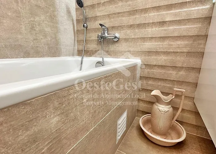 Casa Magnolia Matas (Lisbon)